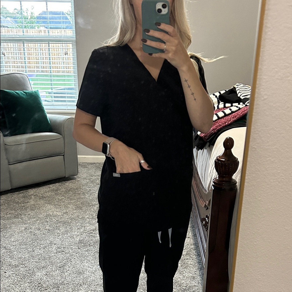 Two Figs Black Women's Tops bundle